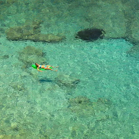 Your Seaside Luxury Retreat In Greece With Private Willa Korissia (Kea)