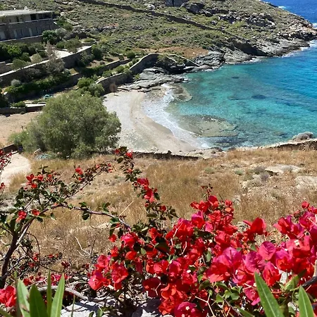 Your Seaside Luxury Retreat In Greece With Private Willa