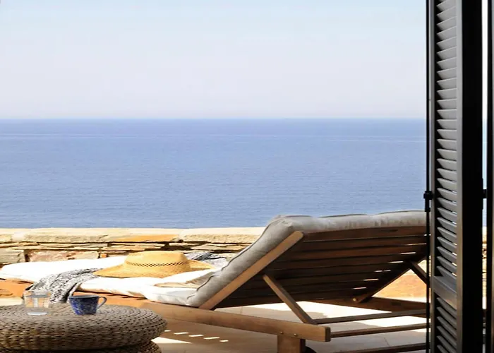 Your Seaside Luxury Retreat In Greece With Private *